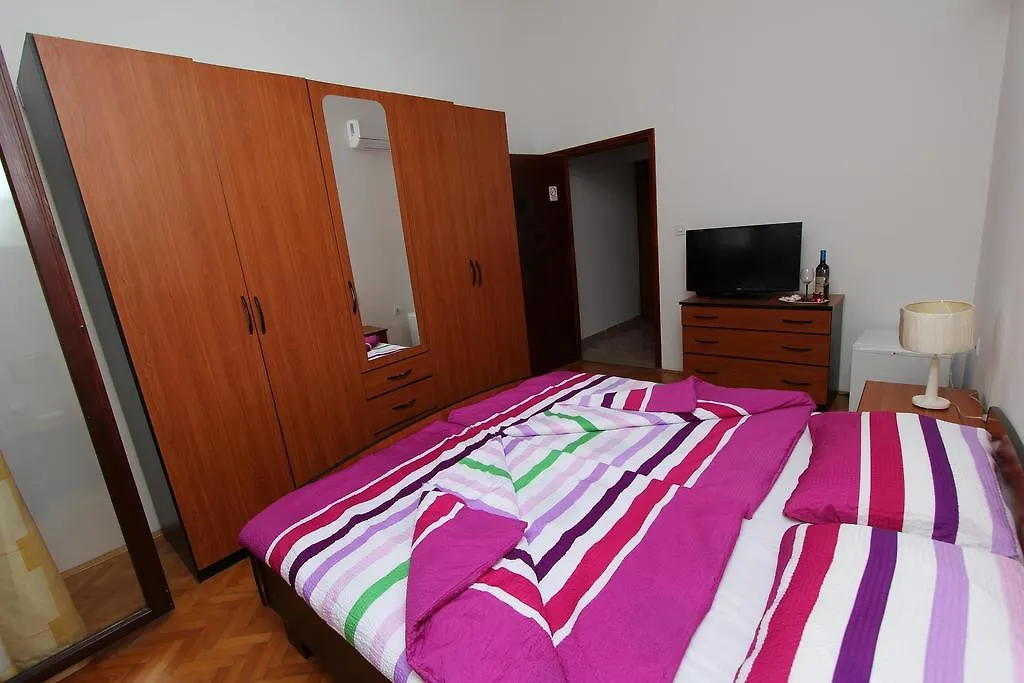 Guest House Noella Mia Rovinj 3*,  Hırvatistan
